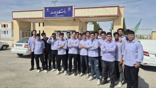 بازدید دانش‌آموزان دبیرستان ابوذر از دانشکده شریف ابرکوه؛ گامی برای آشنایی با فضای آموزش عالی 7